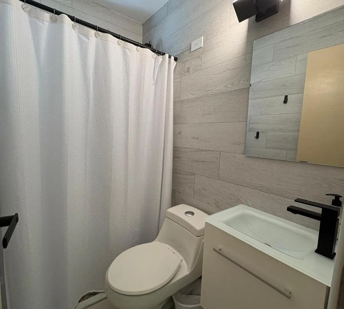 Cozy Apartment At Montones Beach Isabela